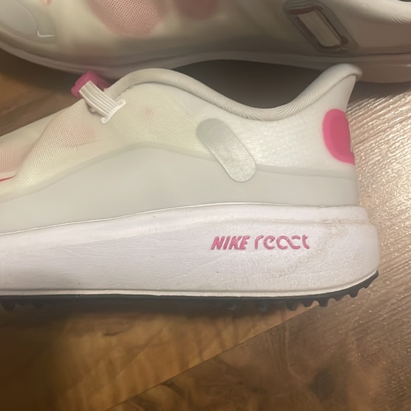 Nike React Ace Tour Women’s 'White Pink Prime' CW3097-105 - Picture 4 of 6